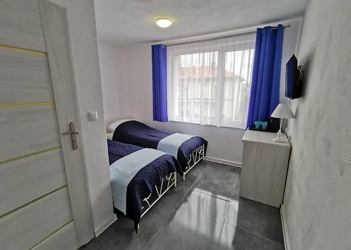 Gasthuis Plazowa 2 3*