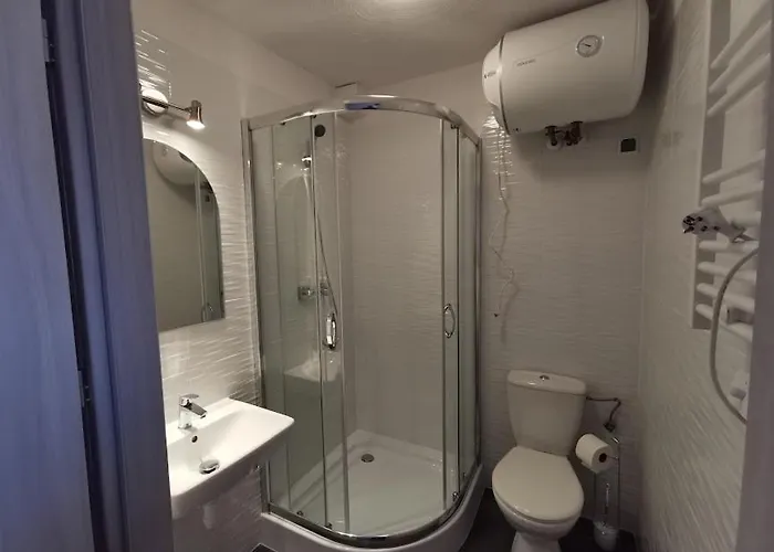 Gasthuis Plazowa 2 3*